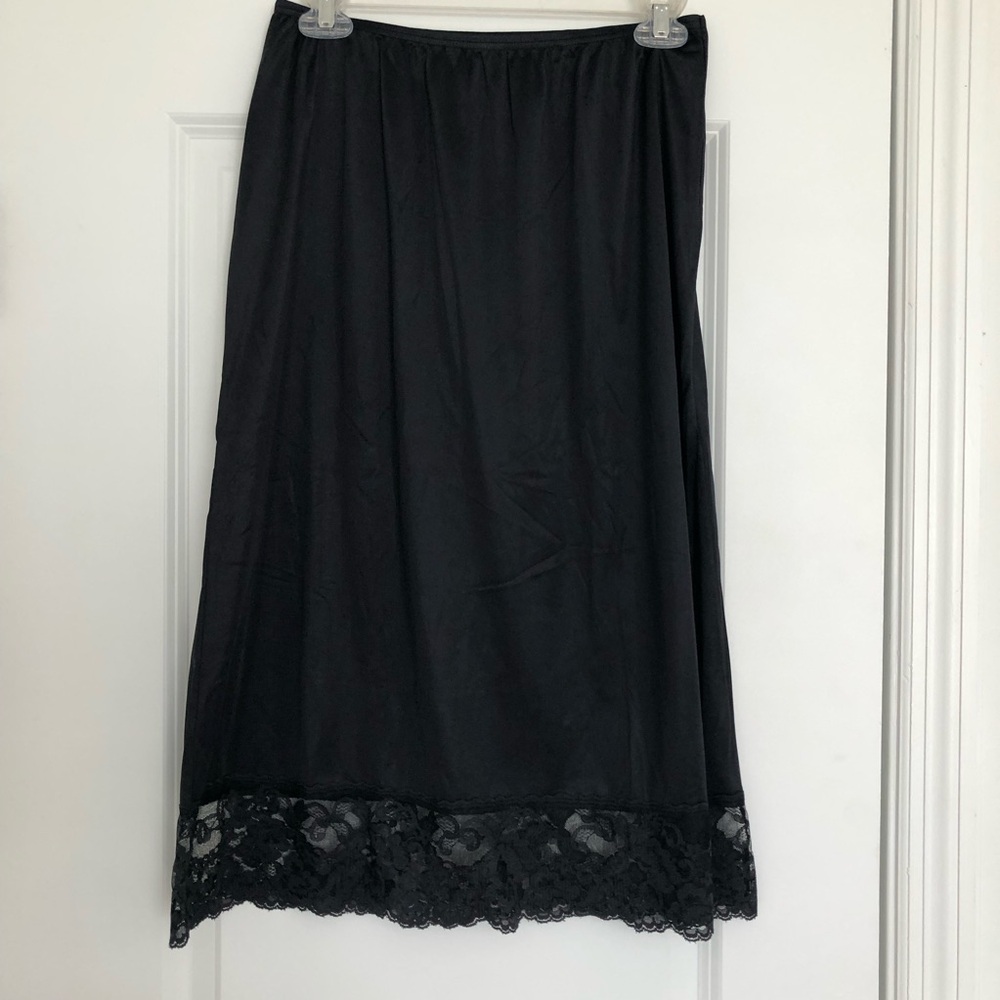 vassarette Black Midi Half Slip with Lace Hem